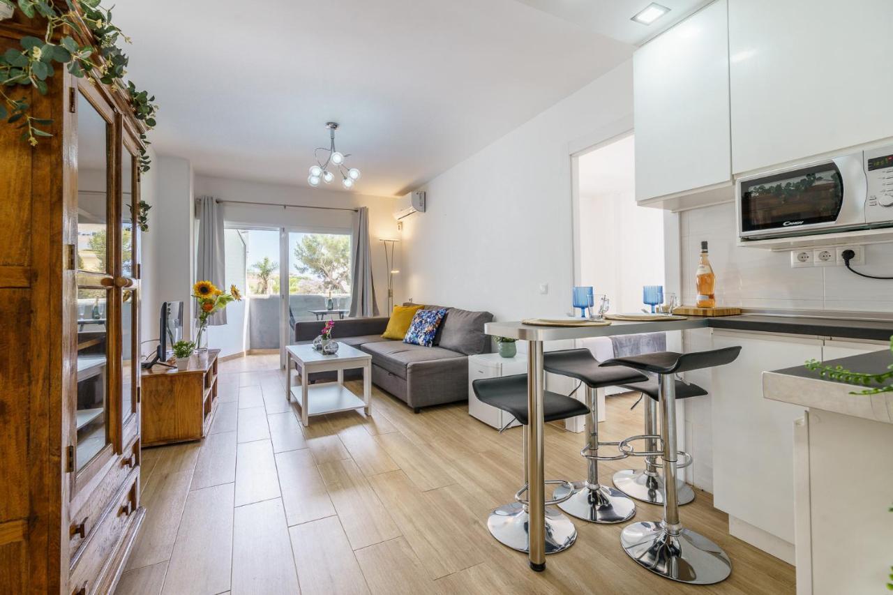 Malagasuite Comfort Home And Pool توريمولينوس المظهر الخارجي الصورة