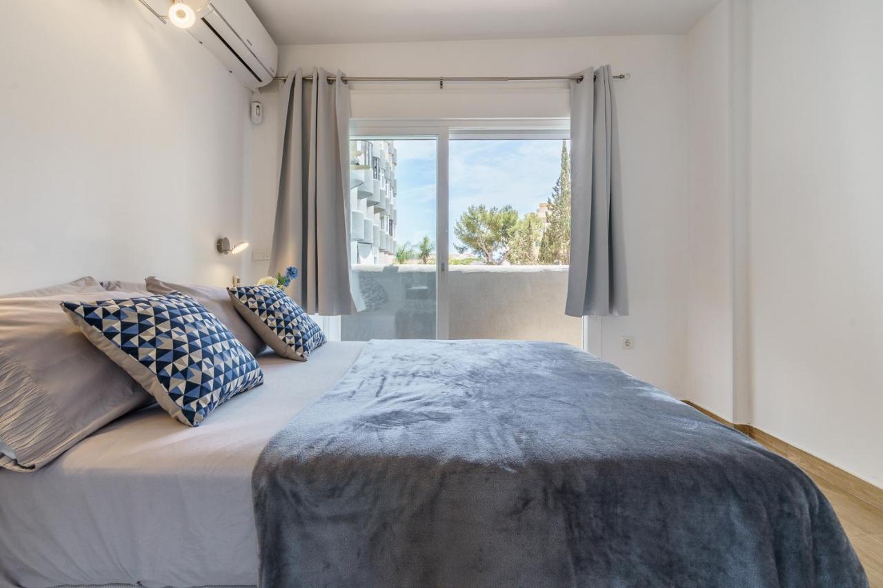 Malagasuite Comfort Home And Pool توريمولينوس المظهر الخارجي الصورة